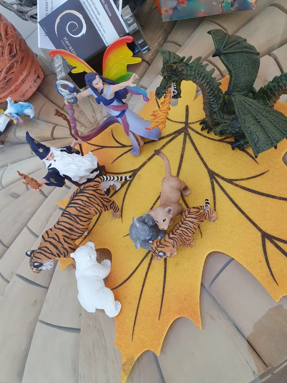 Tiere als Spielfiguren zur Aufstellungsarbeit in der Therapie mit Kindern
